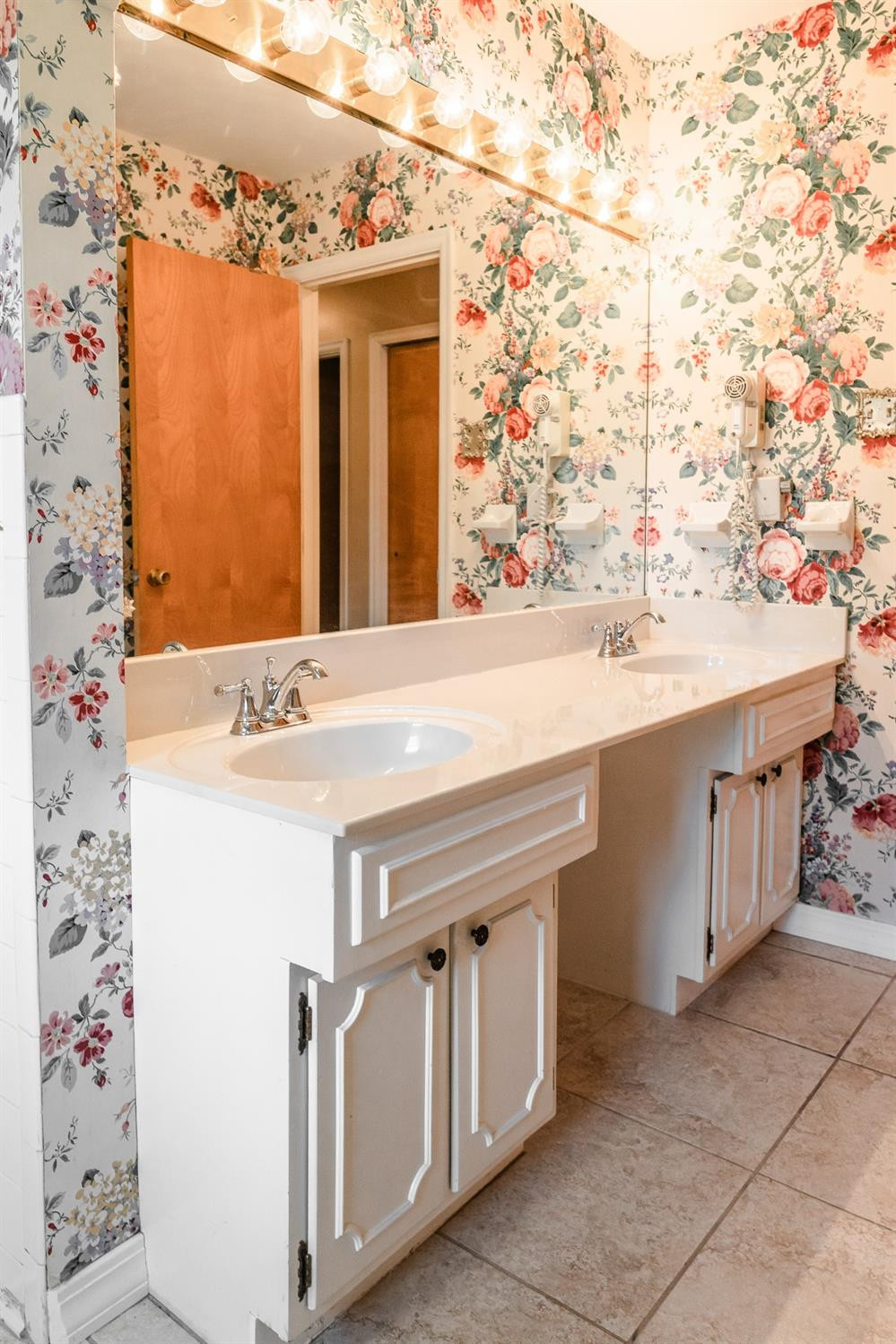 2072 Fallon Road Lexington, KY 40504 - Photo 47 of 70 Listing Photo