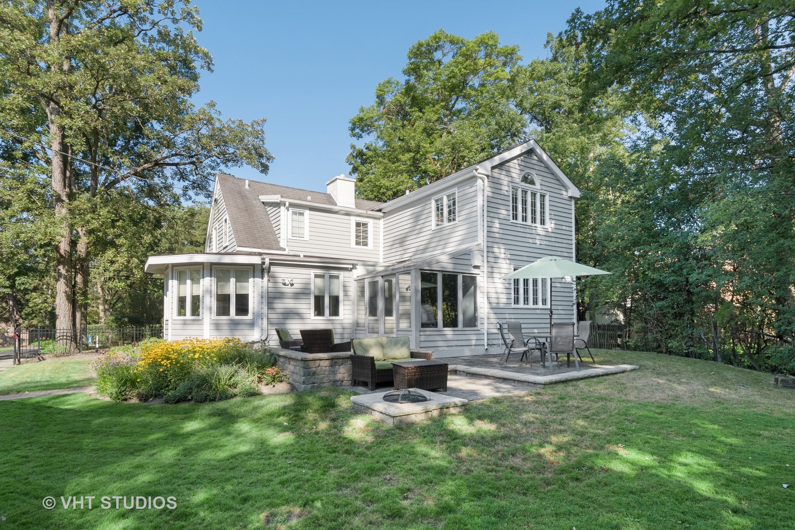 165 Ridge Road Highland Park, IL 60035 - Photo 14 of 18 a front view of house with yard and green space