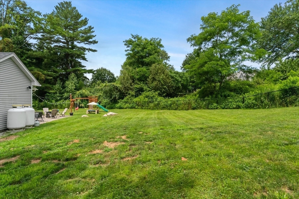 11 Mendon Road Northbridge, MA 01534 - Photo 38 of 42