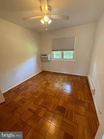 $2,595 | 3111 Ravensworth Place, Alexandria, VA 22302