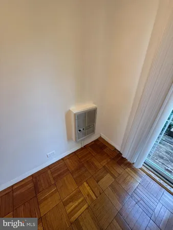 $2,595 | 3111 Ravensworth Place, Alexandria, VA 22302