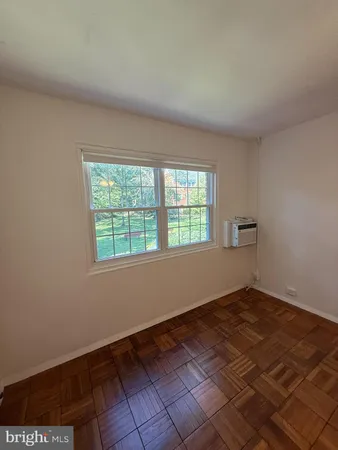 $2,595 | 3111 Ravensworth Place, Alexandria, VA 22302