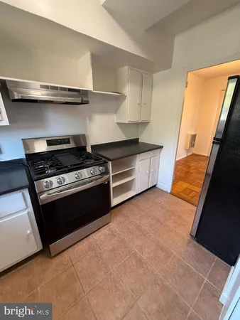 $2,595 | 3111 Ravensworth Place, Alexandria, VA 22302