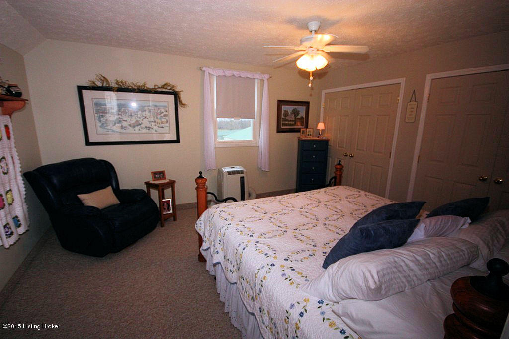 1241 Young Road Caneyville, KY 42721 - Photo 33 of 35 36 200 Young Rd