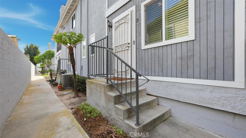 604 East 220th Street, Unit 3 Carson, CA 90745 - Photo 28 of 30