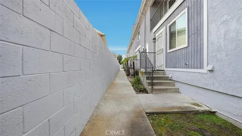 a view of building exterior