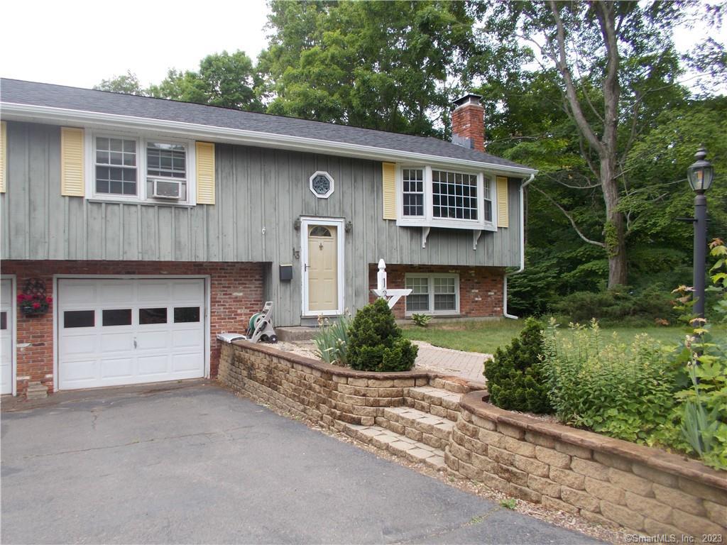 13 North Maple Street East Hampton, CT 06424 - Photo 1 of 1