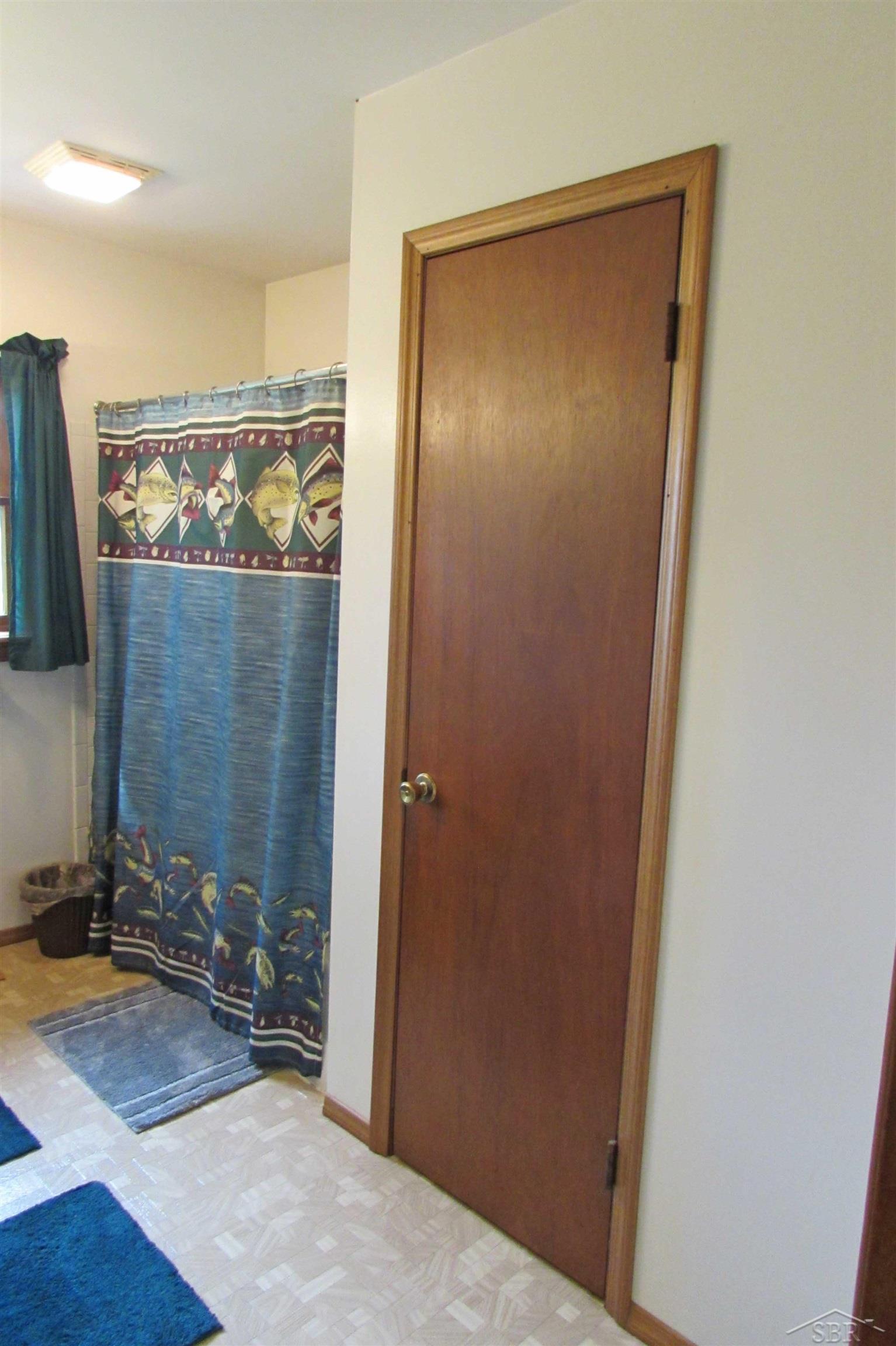 3561 Chesaning Road Chesaning, MI 48616 - Photo 30 of 37 50184040-7feaf548-d285-4b90-bd3e-6e443810ac45.JPG