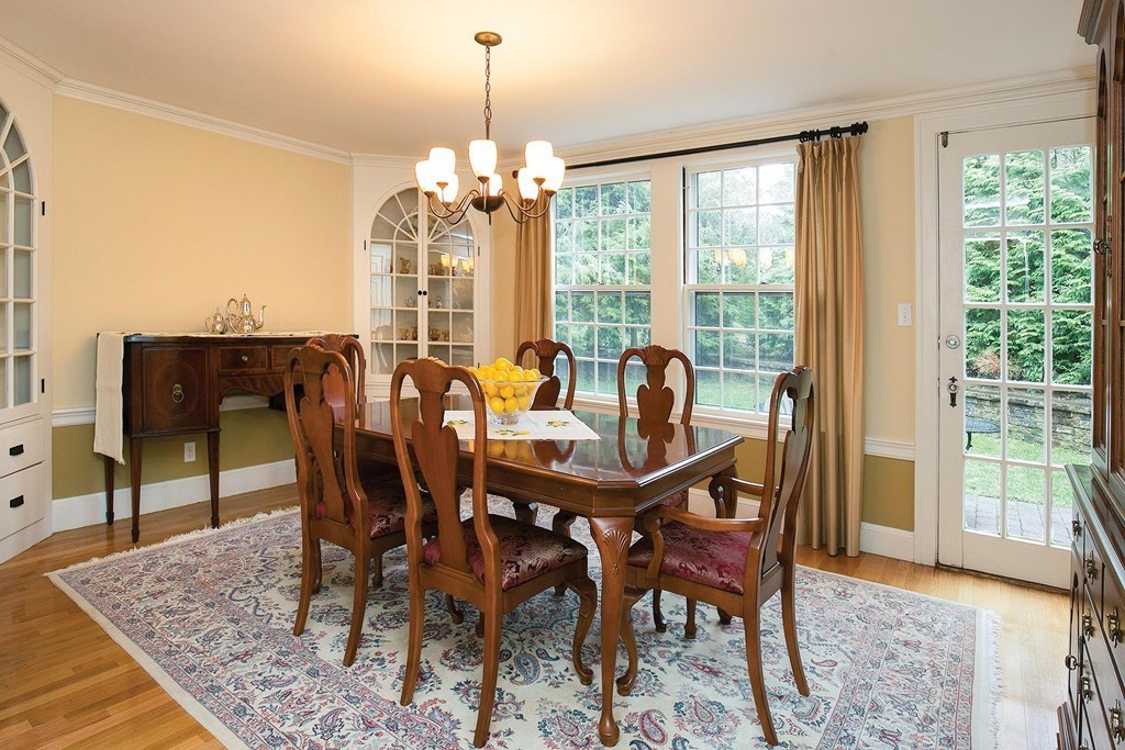 20 Stony Brae Road Newton, MA 02461 - Photo 3 of 11 Gallery Image 3
