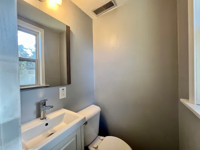 $178,900 | 1410 South Mattis Avenue, Champaign, IL 61821