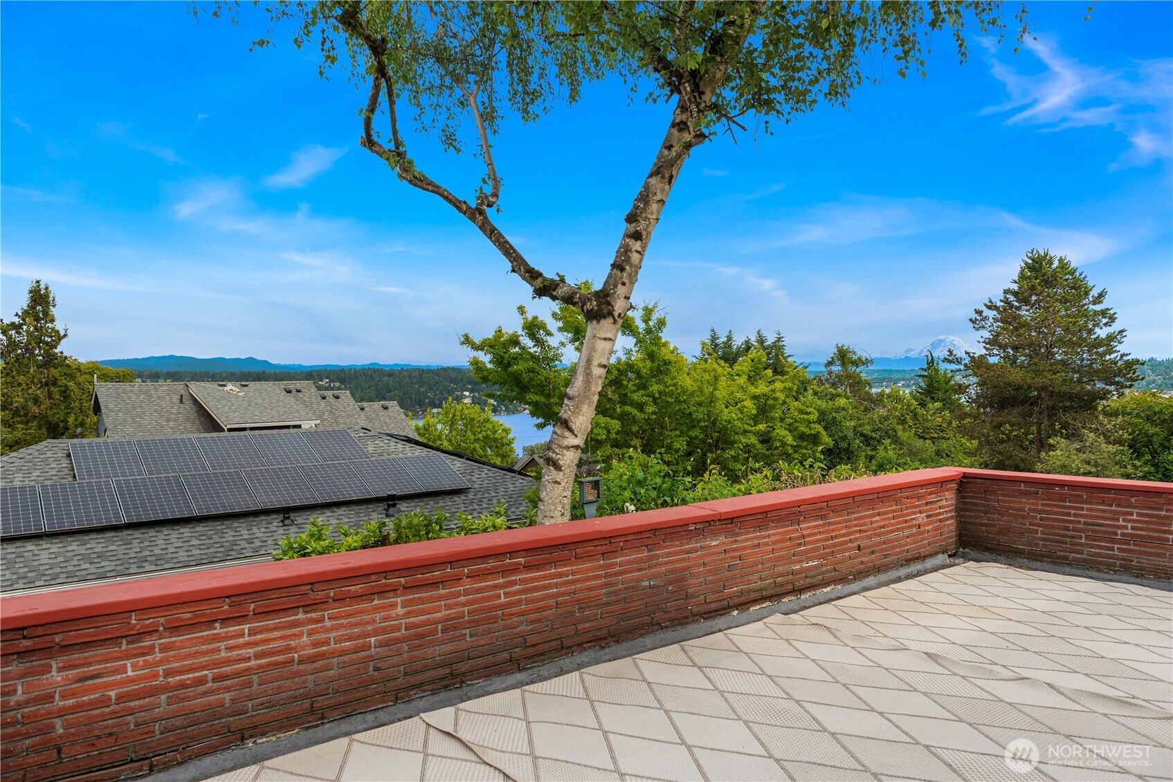 5235 South Graham Street Seattle, WA 98118 - Photo 21 of 34