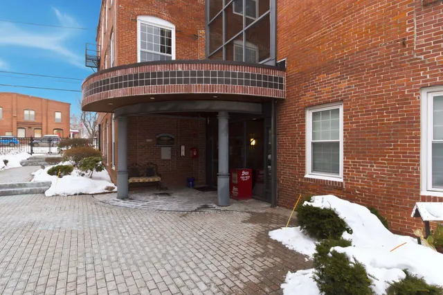 $275,000 | 66 Landing Lane, Unit 309, Laconia, NH 03246