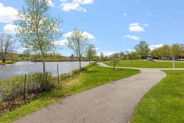 $275,000 | 66 Landing Lane, Unit 309, Laconia, NH 03246