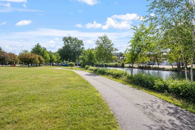 $275,000 | 66 Landing Lane, Unit 309, Laconia, NH 03246