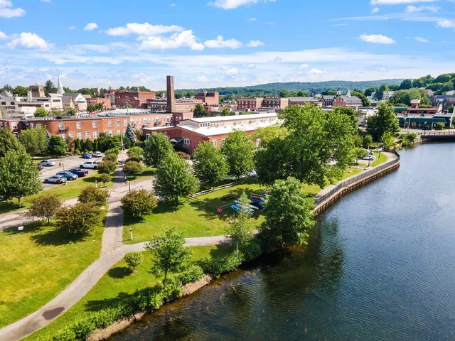 $275,000 | 66 Landing Lane, Unit 309, Laconia, NH 03246