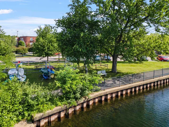 $275,000 | 66 Landing Lane, Unit 309, Laconia, NH 03246