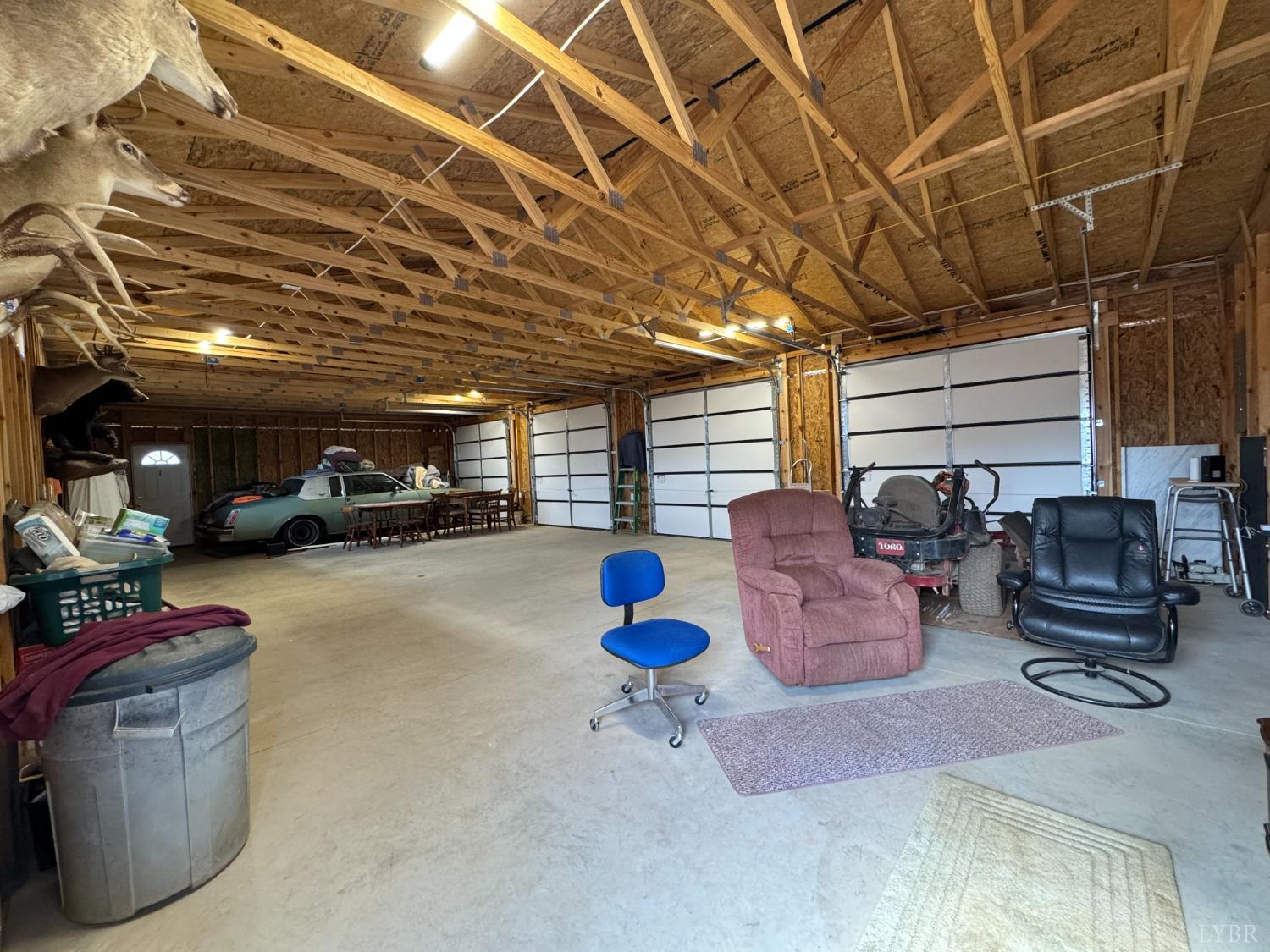 3941 Promise Land Road Appomattox, VA 24522 - Photo 19 of 21 a room with gym equipment