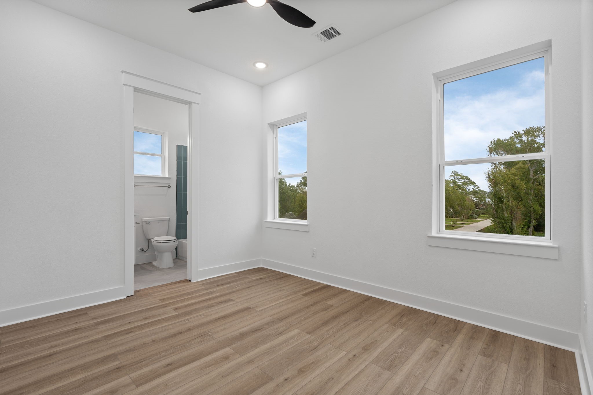 717 Janisch Road, Unit I Houston, TX 77018 - Photo 38 of 50