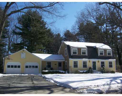 307 New Meadow Road Barrington, RI 02806 - Photo 2 of 12 Exterior Front.
