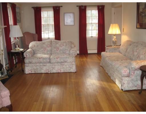 307 New Meadow Road Barrington, RI 02806 - Photo 3 of 12 Living Room.