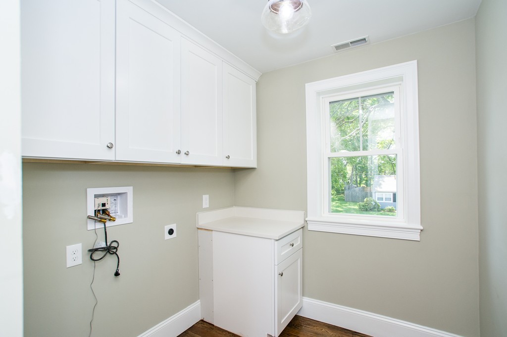 11 Wentworth Road Natick, MA 01760 - Photo 26 of 30 Gallery Image 26