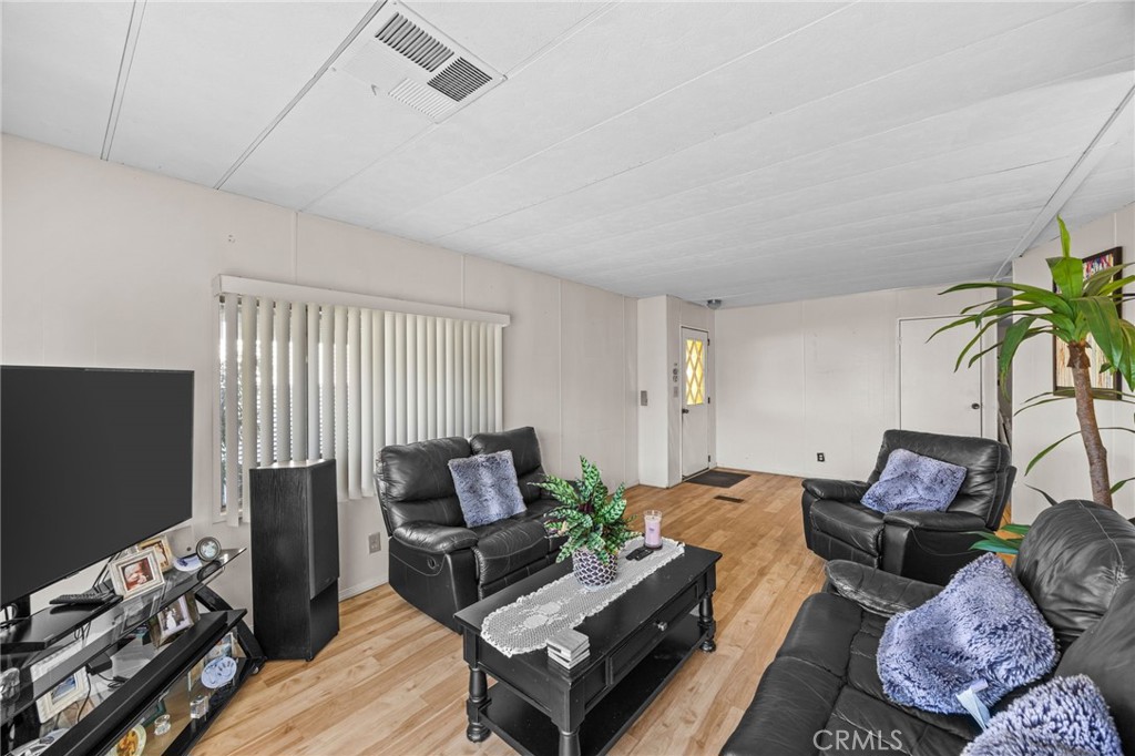 23301 Ridge Rte Drive, Unit 109 Laguna Hills, CA 92653 - Photo 12 of 46