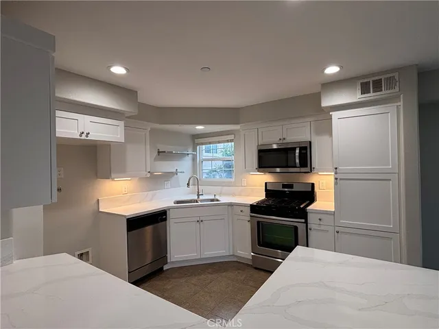 $629,000 | 1401 Lomita Boulevard, Unit 108, Harbor City, CA 90710