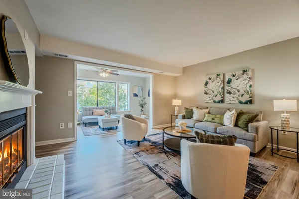 $418,000 | 2318 Hunter's Run Drive, Unit 2318, Reston, VA 20191