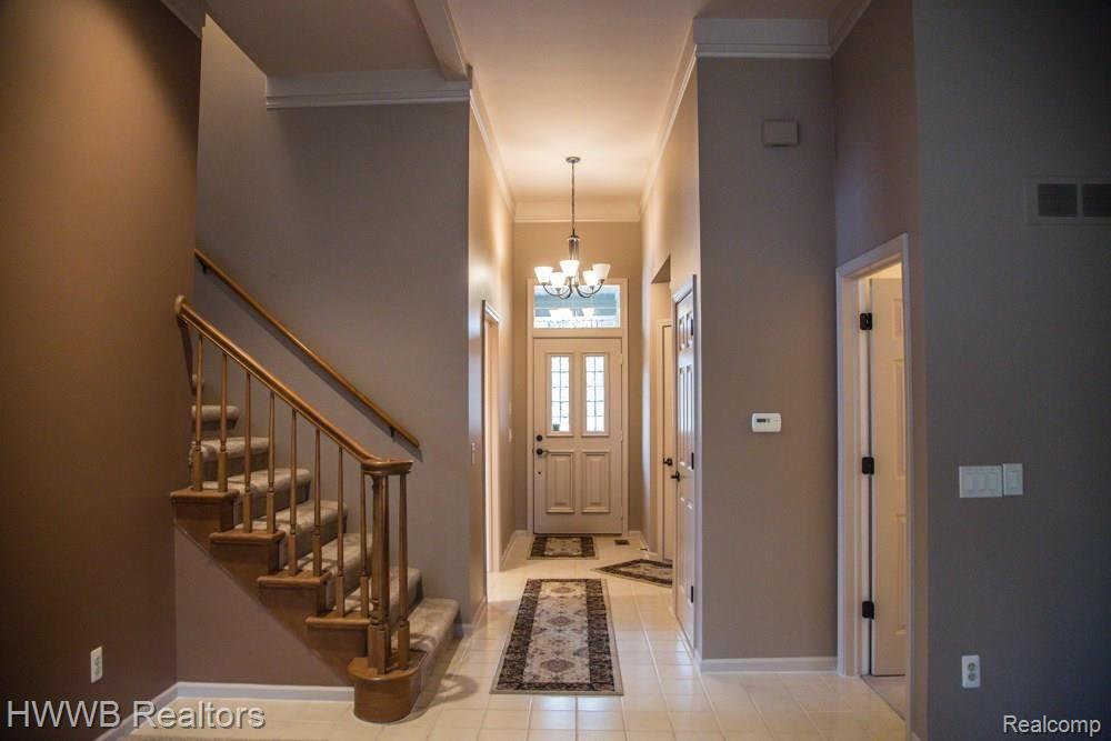 271 Marmoor Court, Unit 26 Rochester Hills, MI 48309 - Photo 4 of 46
