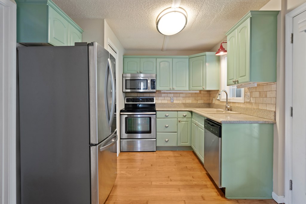 126 College Street Blue Ridge, GA 30513 - Photo 14 of 35