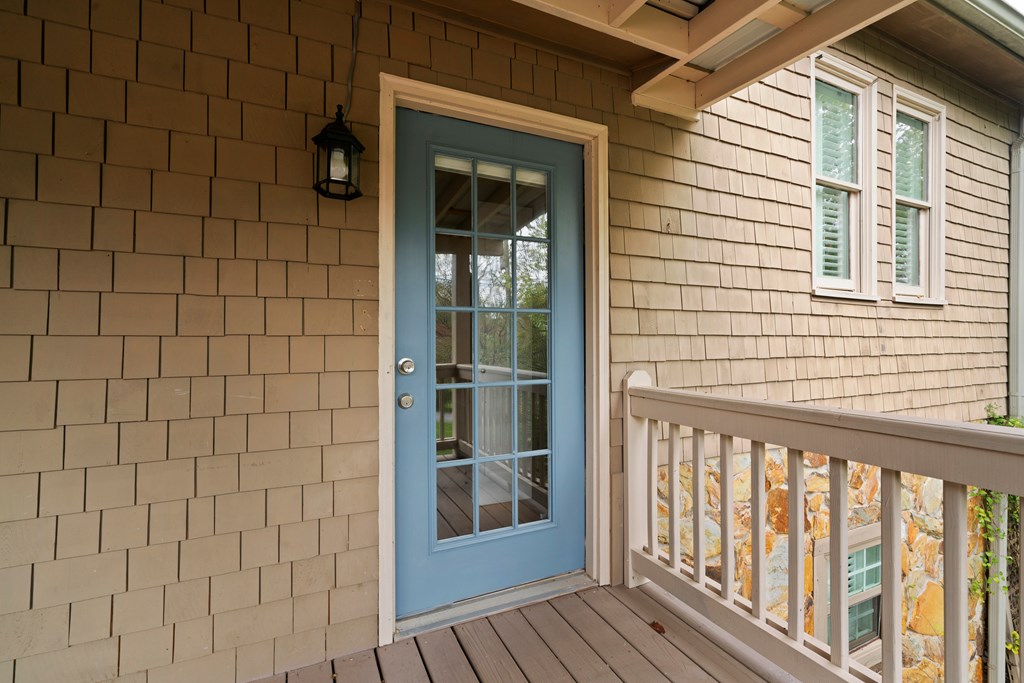 126 College Street Blue Ridge, GA 30513 - Photo 8 of 35