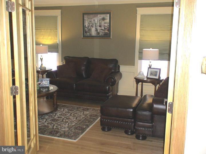 11 Wimbeldon Way Tabernacle, NJ 08088 - Photo 2 of 25 Living Room