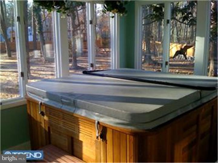 11 Wimbeldon Way Tabernacle, NJ 08088 - Photo 16 of 25 Sun Room