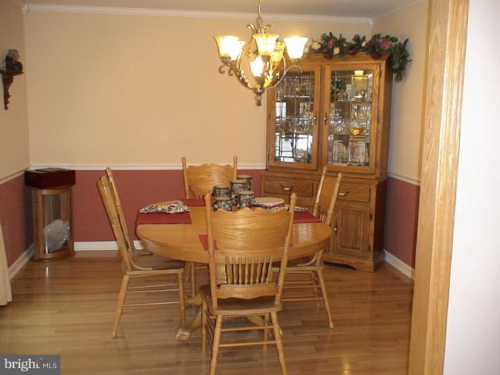 11 Wimbeldon Way Tabernacle, NJ 08088 - Photo 4 of 25 Dining Room