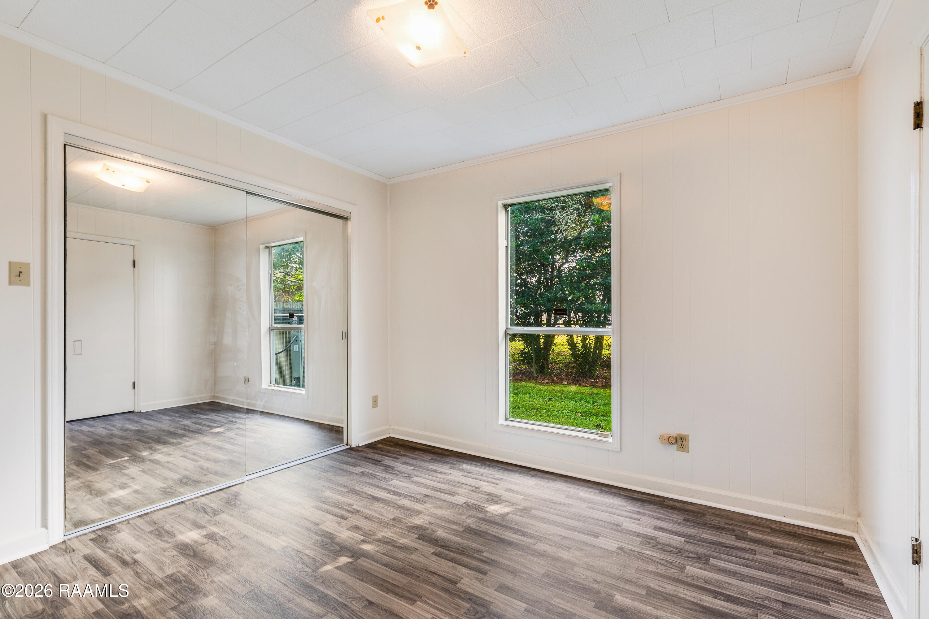 2902 Sugar Mill Road New Iberia, LA 70563 - Photo 19 of 31 2nd Bedroom