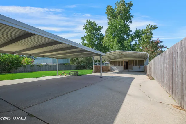 $249,000 | 2902 Sugar Mill Road, New Iberia, LA 70563