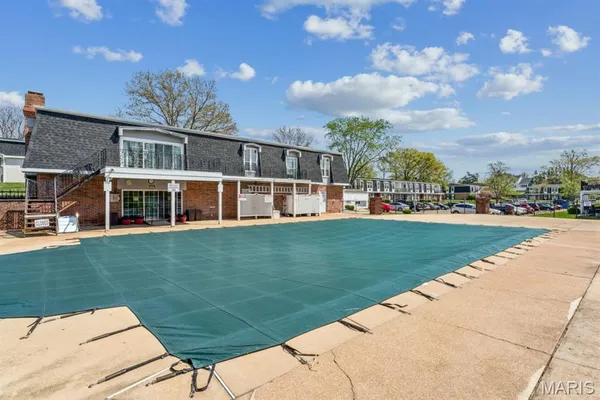 $105,000 | 1718 Herault Place, Unit B, St. Louis, MO 63125