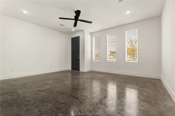 $3,195 | 3003 Alpha Wolf Court, College Station, TX 77845