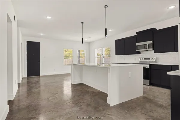$3,195 | 3003 Alpha Wolf Court, College Station, TX 77845