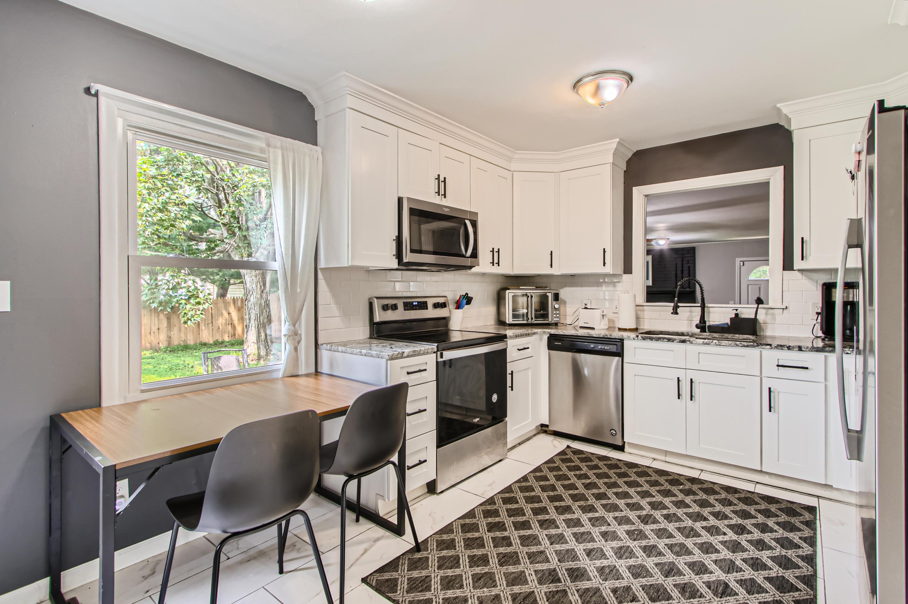 6107 Karl Road Columbus, OH 43229 - Photo 5 of 11 A5