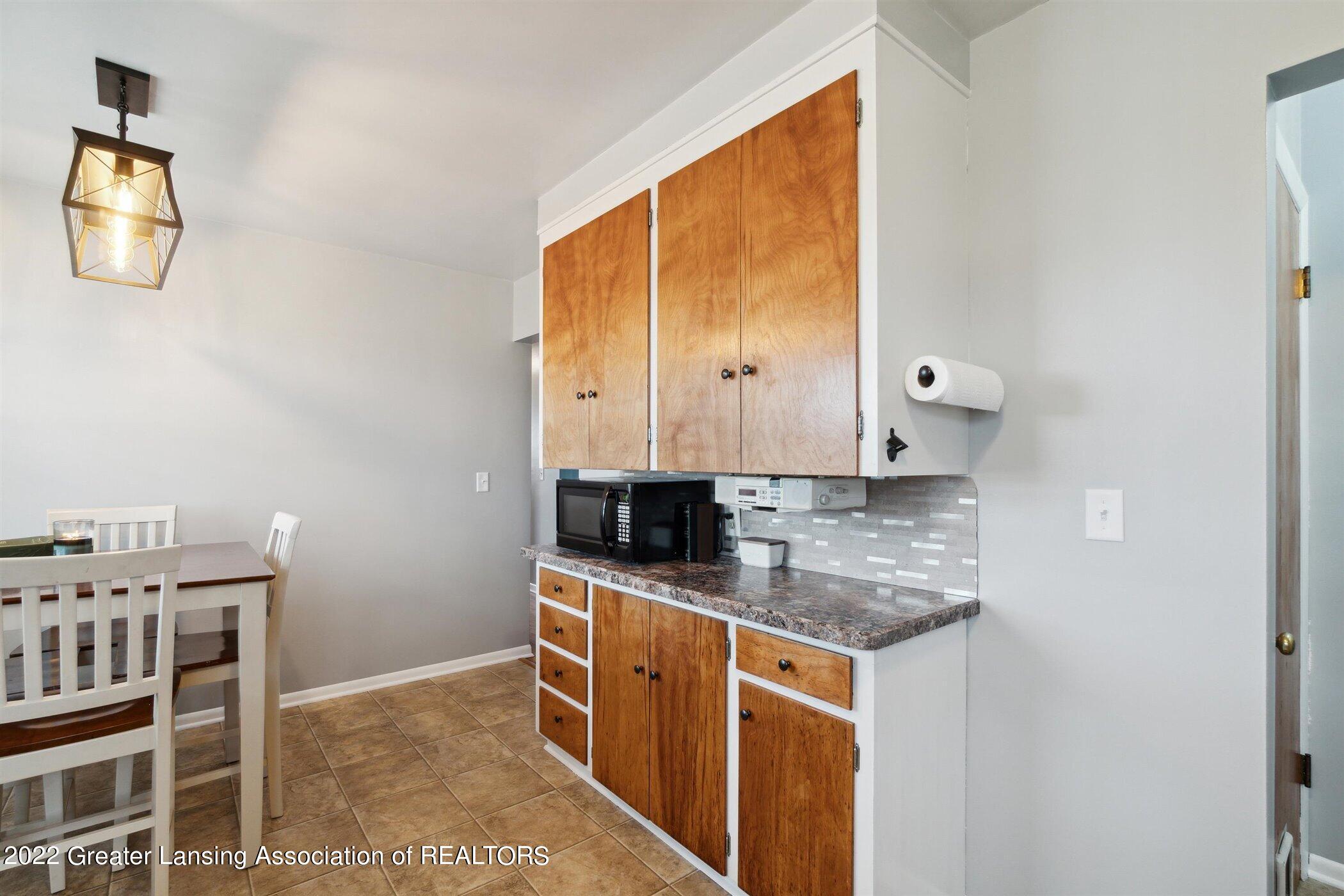 3185 East Herbison Road Dewitt, MI 48820 - Photo 13 of 28 13-3185-E-Herbison-Rd-Bath-Twp-MI-48808-