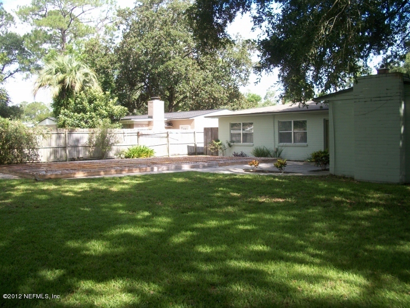 4258 Rapallo Road Jacksonville, FL 32244 - Photo 3 of 14 100_8773 (800x600)