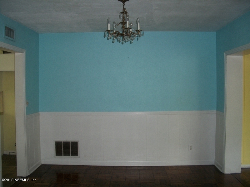 4258 Rapallo Road Jacksonville, FL 32244 - Photo 8 of 14 100_8778 (800x600)