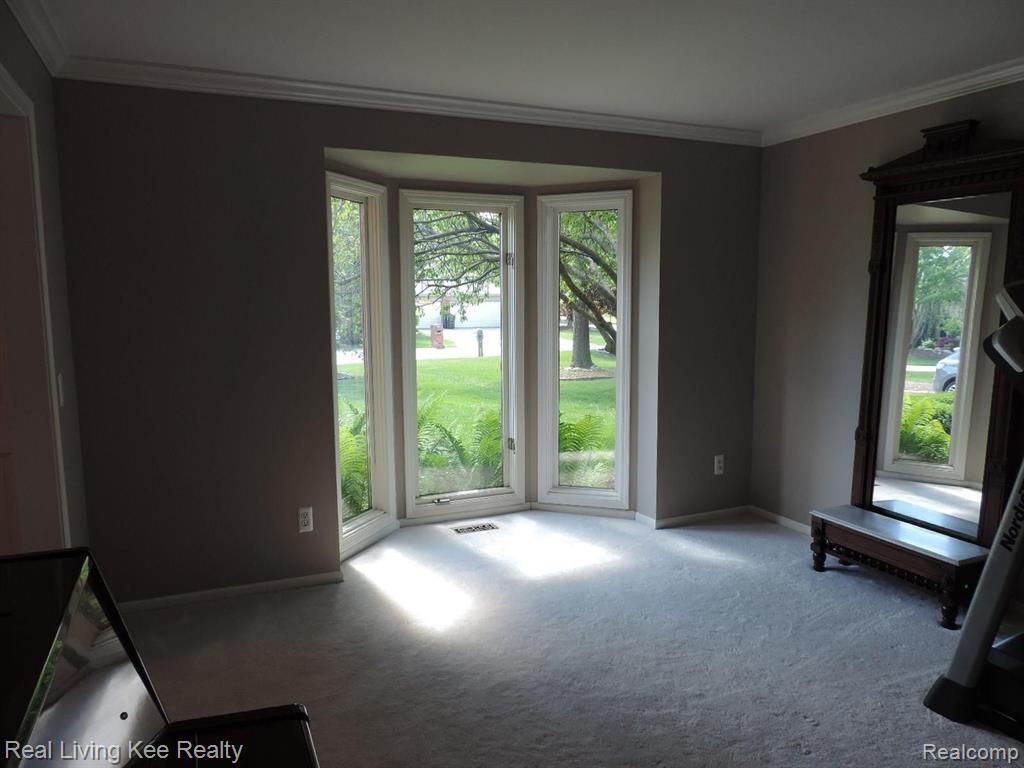 1885 Snowden Court Rochester Hills, MI 48306 - Photo 21 of 47