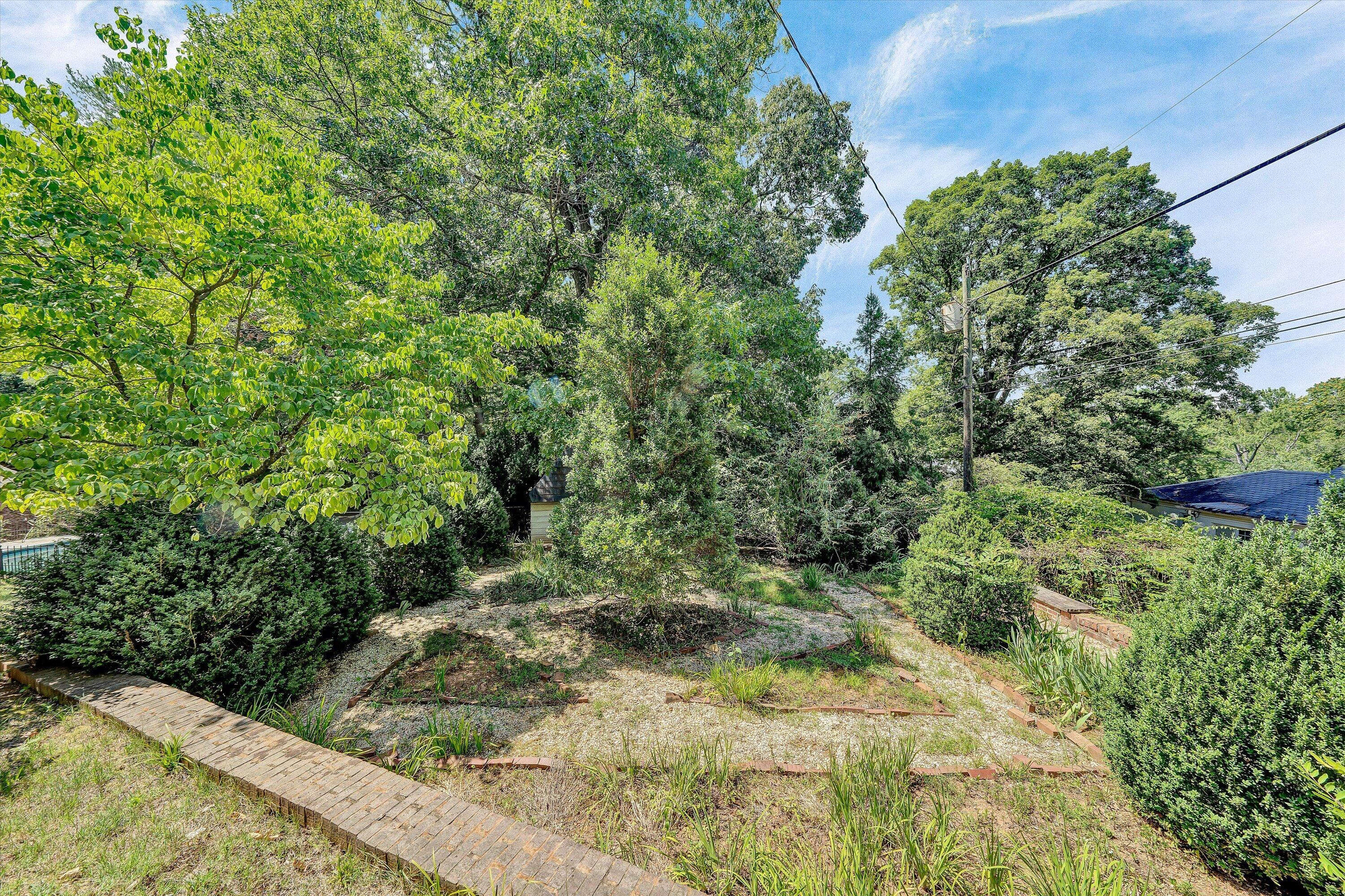 3625 Ridgewood Lane Southwest Roanoke, VA 24014 - Photo 59 of 82 60-DSC00409