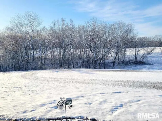 $2,100,000 | 1066 County Road 1150 North, Henry, IL 61537