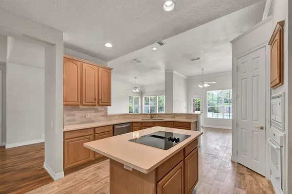 $7,250 | 306 Canyon Lake Drive, Southlake, TX 76092