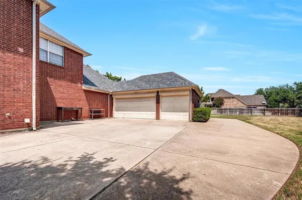 $7,250 | 306 Canyon Lake Drive, Southlake, TX 76092
