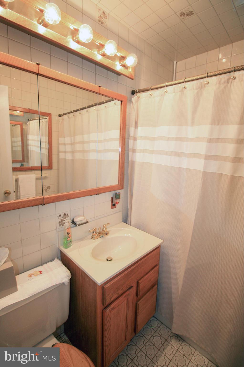 3125 Cornwall Road Baltimore, MD 21222 - Photo 14 of 30 Bath