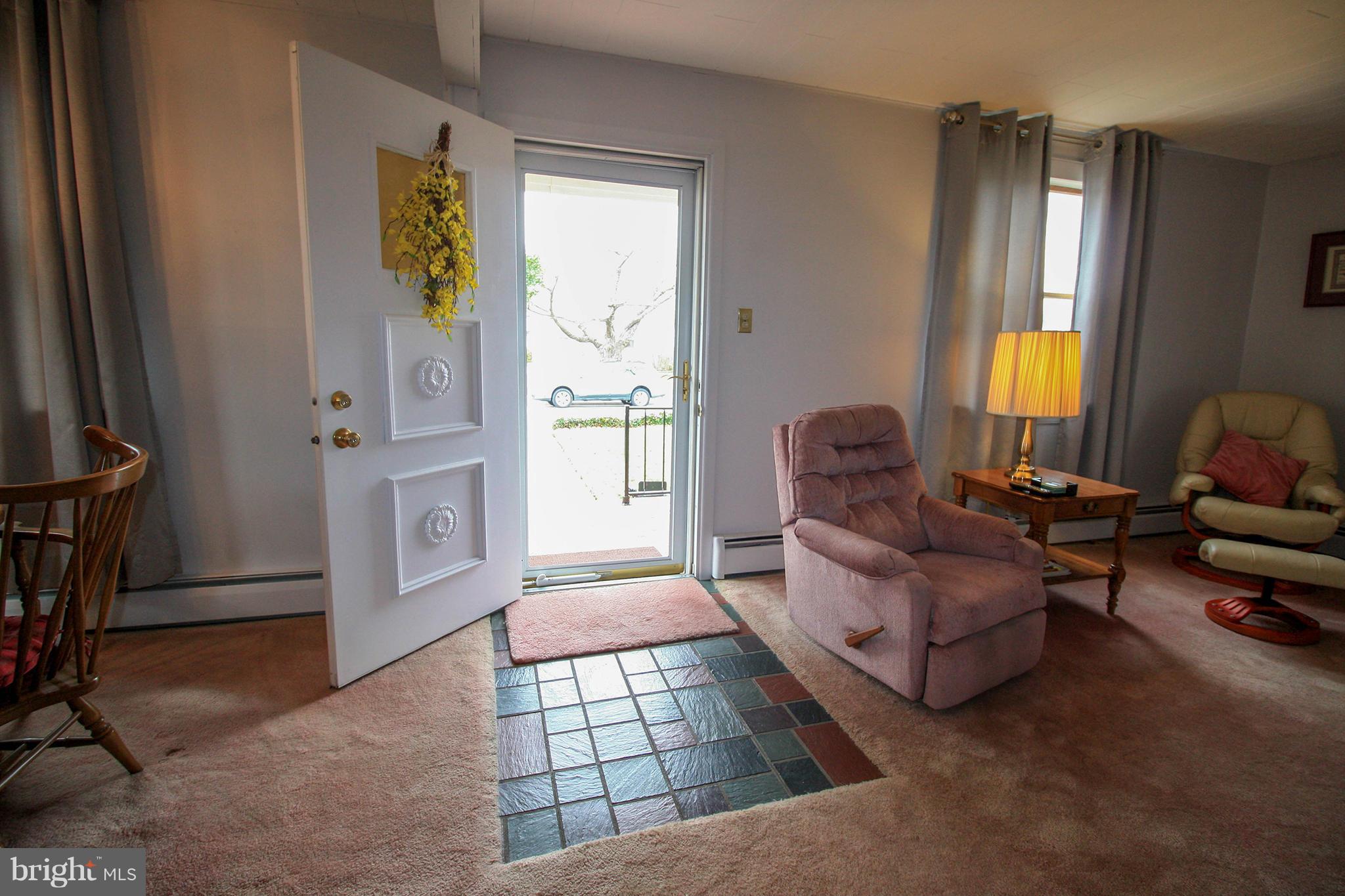 3125 Cornwall Road Baltimore, MD 21222 - Photo 3 of 30 Living Room